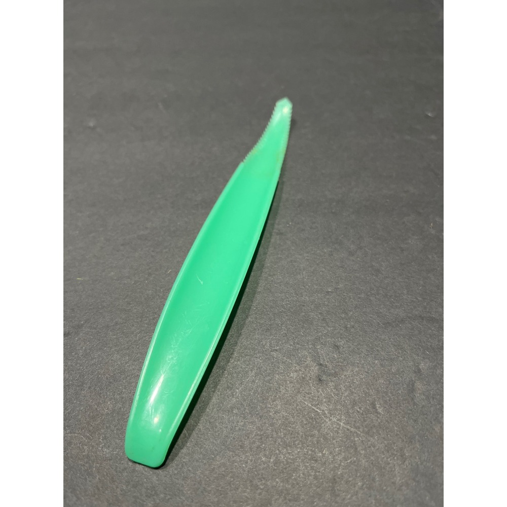 Vintage Tupperware Citrus Peeler Green Orange Zester Tool 6 Inch Plastic